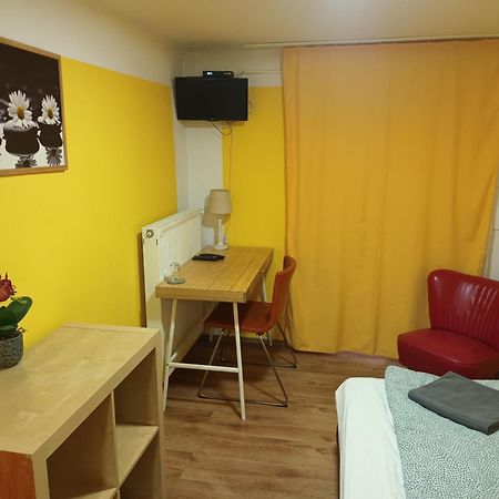 Deniz Guesthouse Будапеща Екстериор снимка