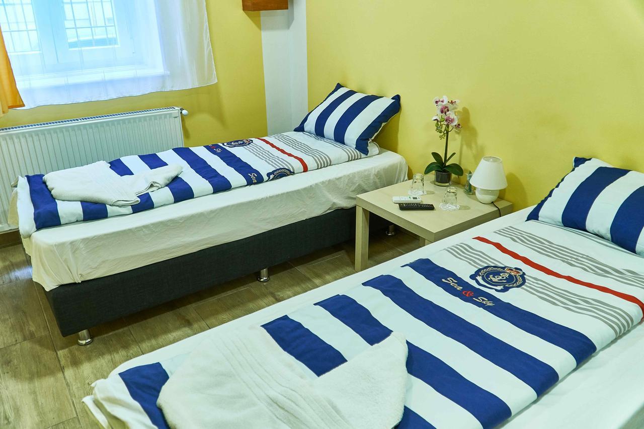 Deniz Guesthouse Будапеща Екстериор снимка